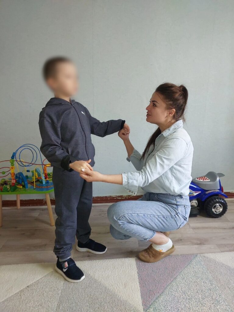 Несколько месяцев АБА терапии и пришла реакция на речь окружающих